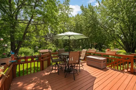 8553 Chanhassen Hills Drive S Chanhassen MN 55317