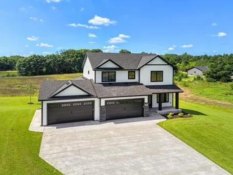 12917 295th Avenue NW Princeton MN 55371