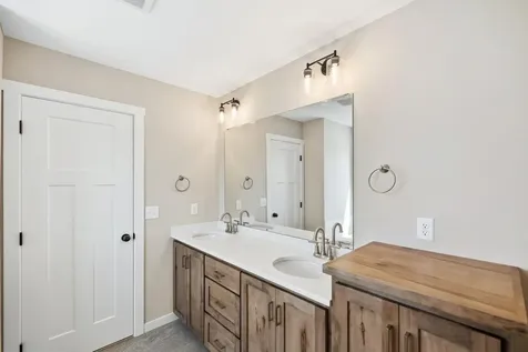 12917 295th Avenue NW Princeton MN 55371