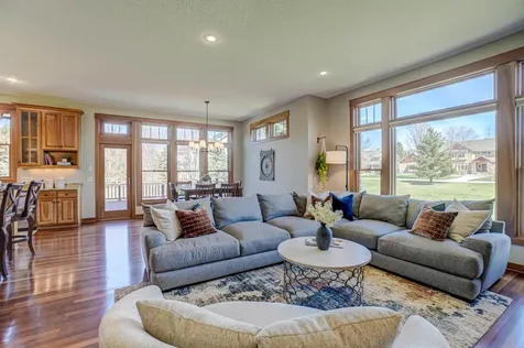 2637 Cottage Grove Place Woodbury MN 55129