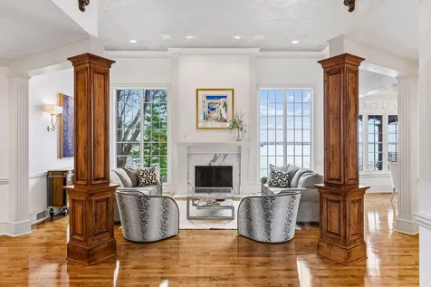 6425 Virginia Drive Excelsior MN 55331