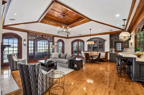 6425 Virginia Drive Excelsior MN 55331