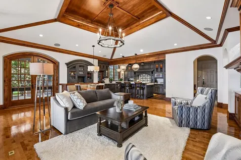 6425 Virginia Drive Excelsior MN 55331