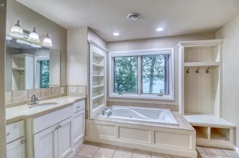 14449 E Fox Lake Road Detroit Lakes MN 56501