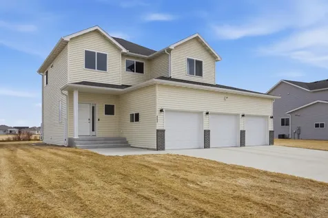 4756 34th Street S Fargo ND 58104