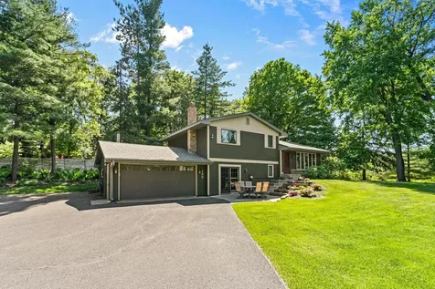 100 Puma Lane Mahtomedi MN 55115