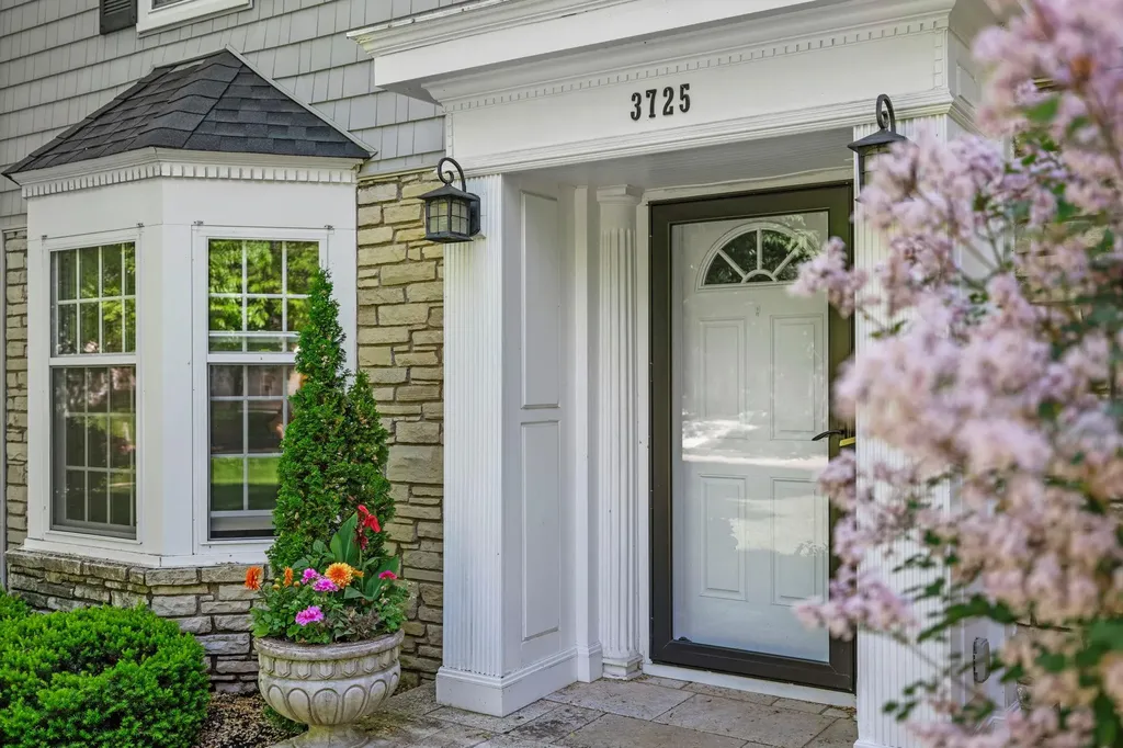 3725 Glenhurst Avenue Saint Louis Park MN 55416