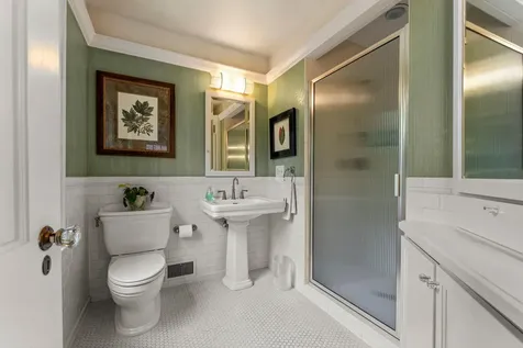 3725 Glenhurst Avenue Saint Louis Park MN 55416