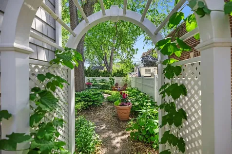 3725 Glenhurst Avenue Saint Louis Park MN 55416