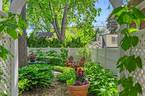 3725 Glenhurst Avenue Saint Louis Park MN 55416