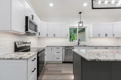 1622 Maplewood Ridge Road East Gull Lake MN 56401