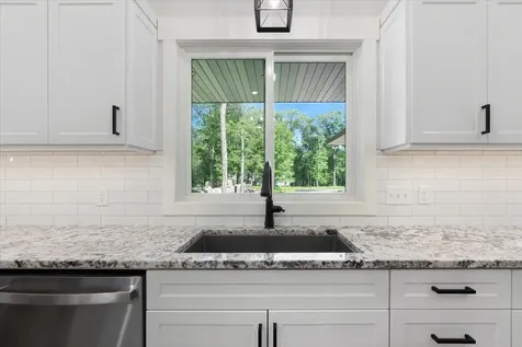 1622 Maplewood Ridge Road East Gull Lake MN 56401