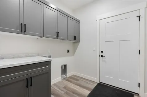 1622 Maplewood Ridge Road East Gull Lake MN 56401