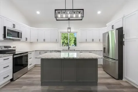 1622 Maplewood Ridge Road East Gull Lake MN 56401