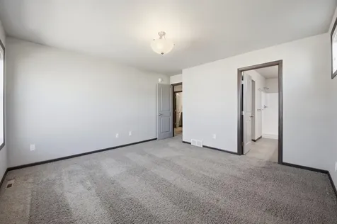 1125 29th Avenue W West Fargo ND 58078