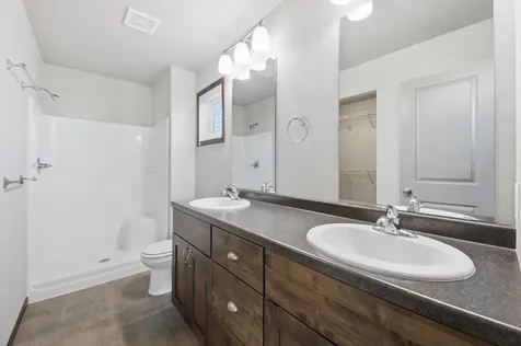 1125 29th Avenue W West Fargo ND 58078