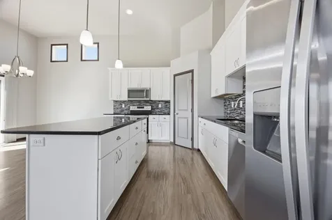 1125 29th Avenue W West Fargo ND 58078