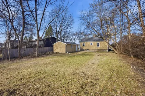 1841 3rd Street N Fargo ND 58102