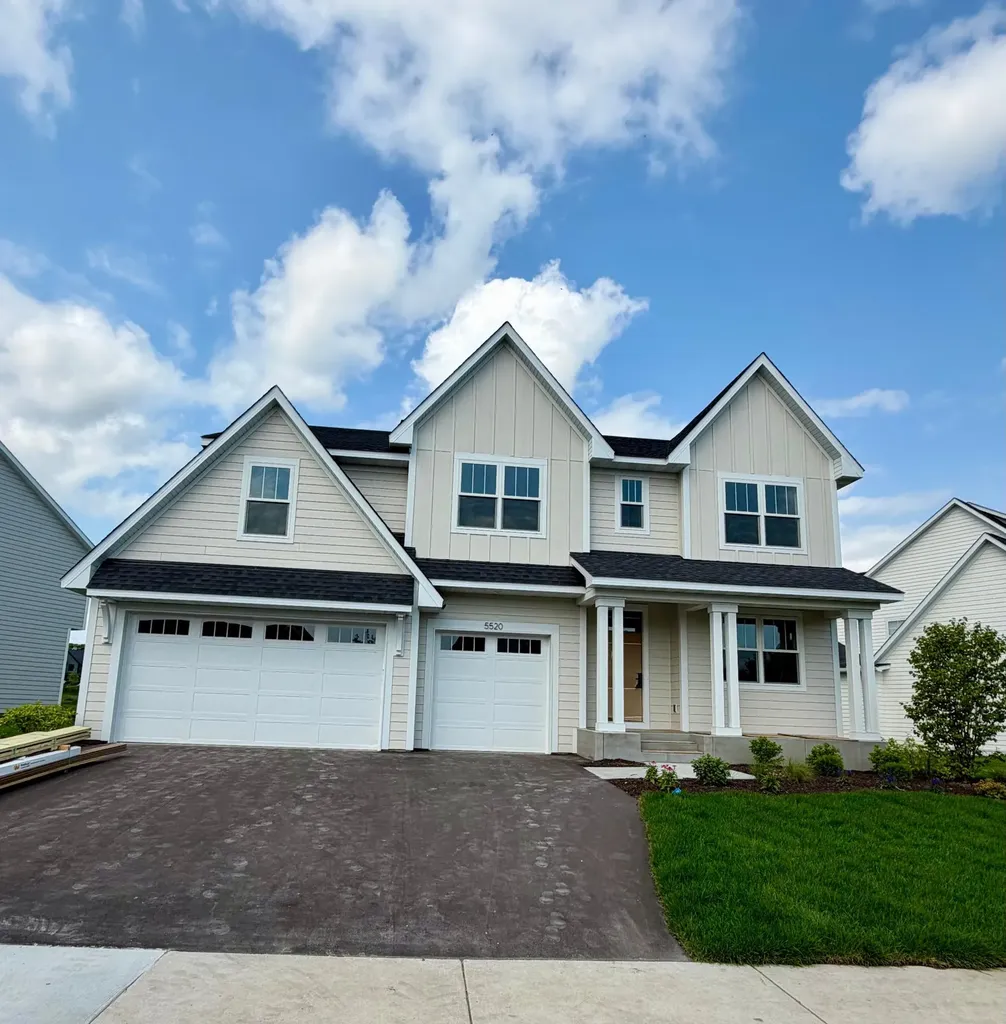 5520 Rolling Hills Parkway Victoria MN 55318