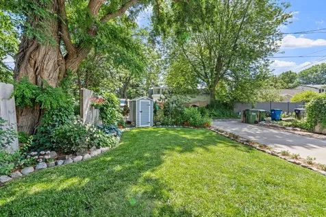 1828 Eustis Street Lauderdale MN 55113