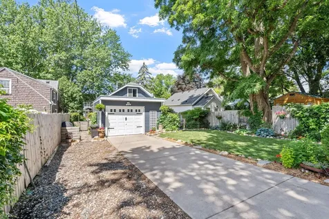 1828 Eustis Street Lauderdale MN 55113