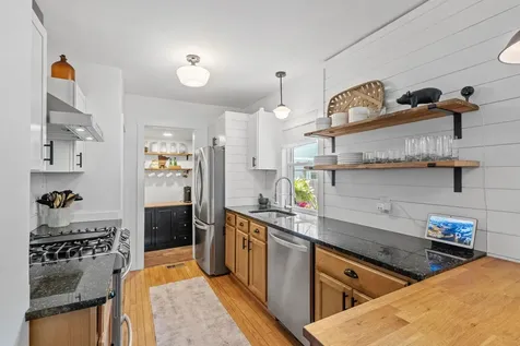 1828 Eustis Street Lauderdale MN 55113