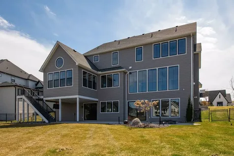 16920 46th Avenue N Plymouth MN 55446