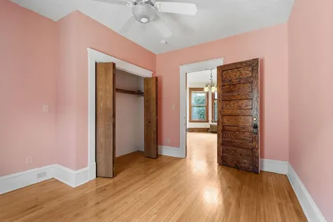 2535 Aldrich Avenue S Minneapolis MN 55405