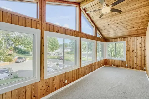 3458 Pilgrim Lane N Plymouth MN 55441