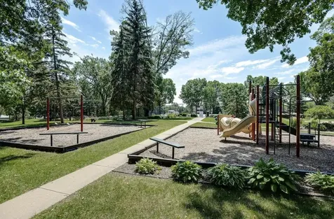 3458 Pilgrim Lane N Plymouth MN 55441