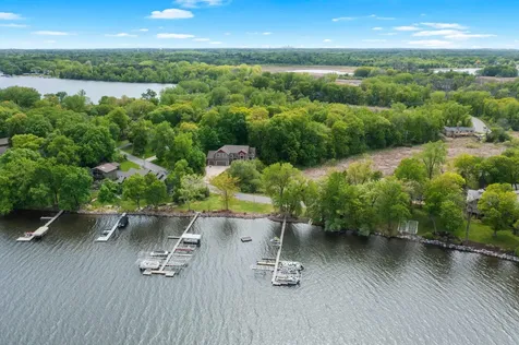 5946 W Bald Eagle Boulevard White Bear Twp MN 55110