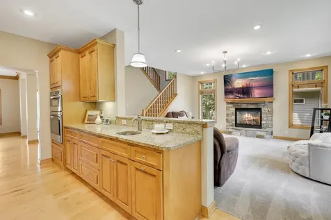 17791 Ketchikan Trail Lakeville MN 55044