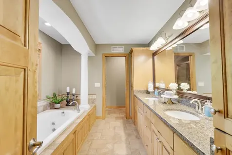 17791 Ketchikan Trail Lakeville MN 55044
