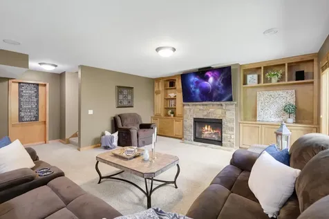 17791 Ketchikan Trail Lakeville MN 55044