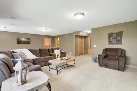 17791 Ketchikan Trail Lakeville MN 55044
