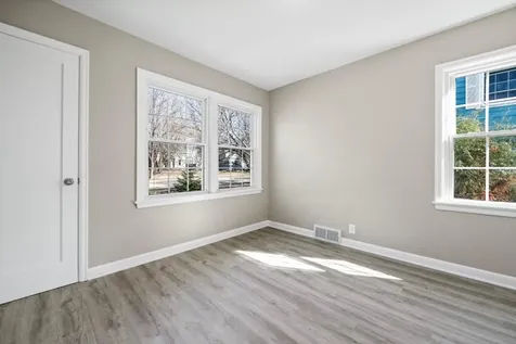 1014 Hawthorne Street Alexandria MN 56308