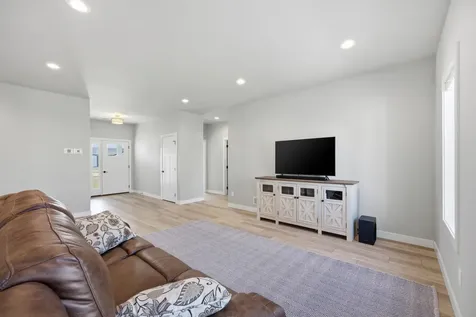 211 16th Street N Breckenridge MN 56520
