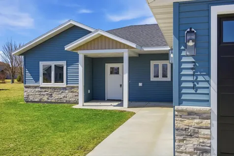211 16th Street N Breckenridge MN 56520
