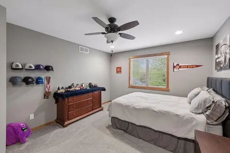 1222 Adrian Circle Chaska MN 55318