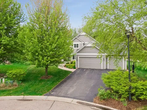 1222 Adrian Circle Chaska MN 55318