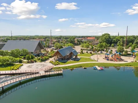 1222 Adrian Circle Chaska MN 55318