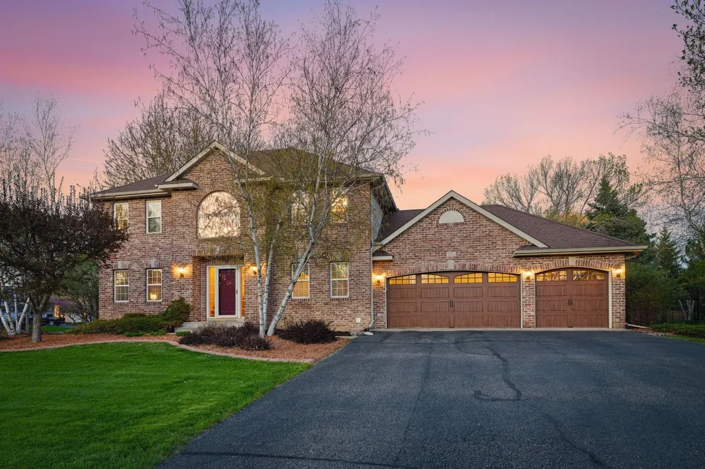 8511 Cedar Court Victoria MN 55386
