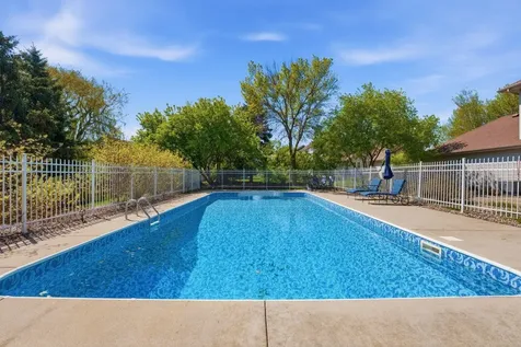 8511 Cedar Court Victoria MN 55386