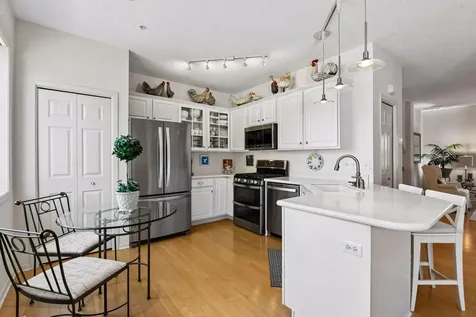 921 Fairfield Way Minnetonka MN 55305