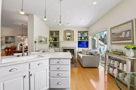 921 Fairfield Way Minnetonka MN 55305