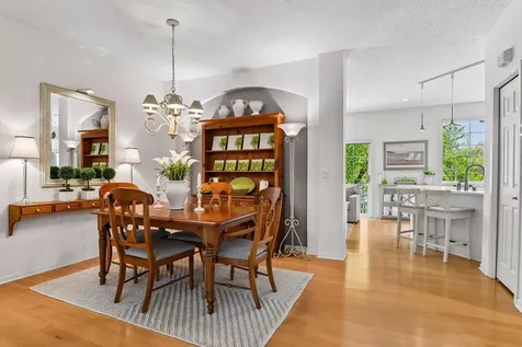 921 Fairfield Way Minnetonka MN 55305
