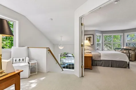 921 Fairfield Way Minnetonka MN 55305