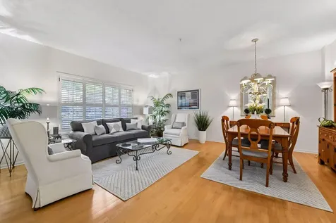 921 Fairfield Way Minnetonka MN 55305