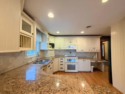 809 W Lake Avenue Worthington MN 56187