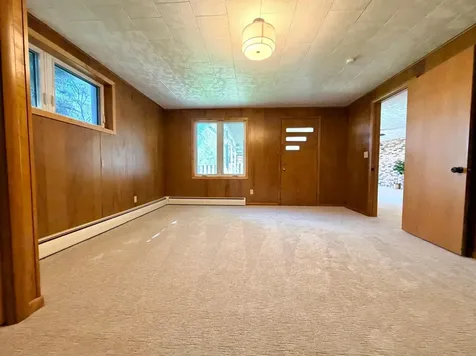 809 W Lake Avenue Worthington MN 56187